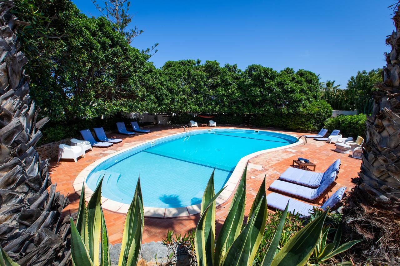 Отель Relais Le Nereidi Сан-Вито-Ло-Капо Экстерьер фото