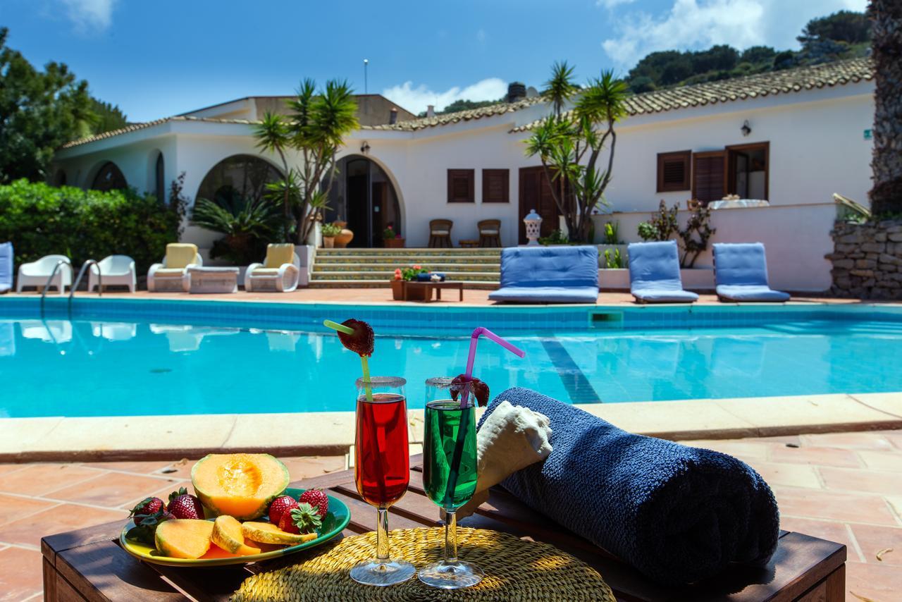 Отель Relais Le Nereidi Сан-Вито-Ло-Капо Экстерьер фото